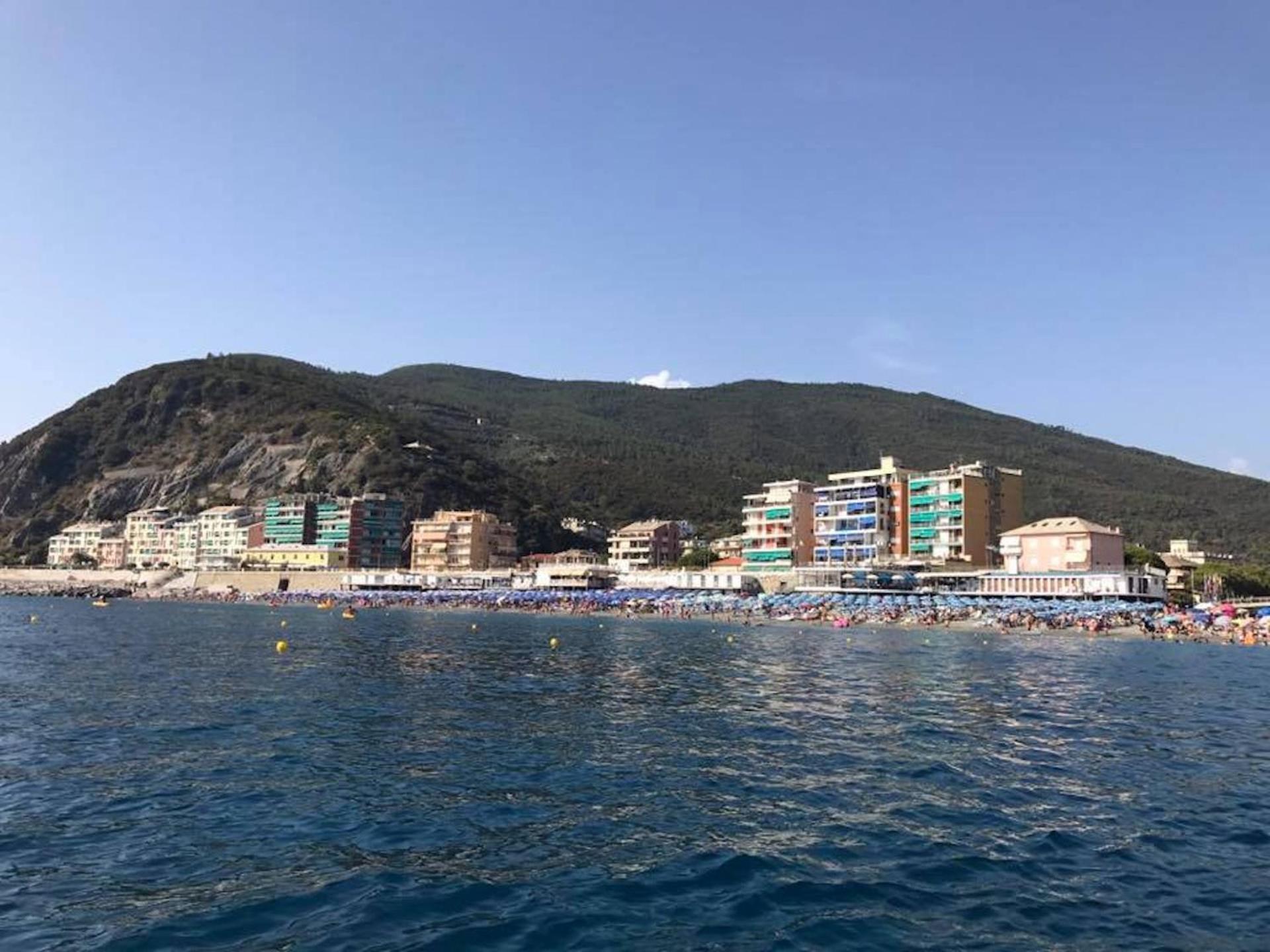 Apartamento Tinetto Brezza Di Mare Deiva Marina Exterior foto