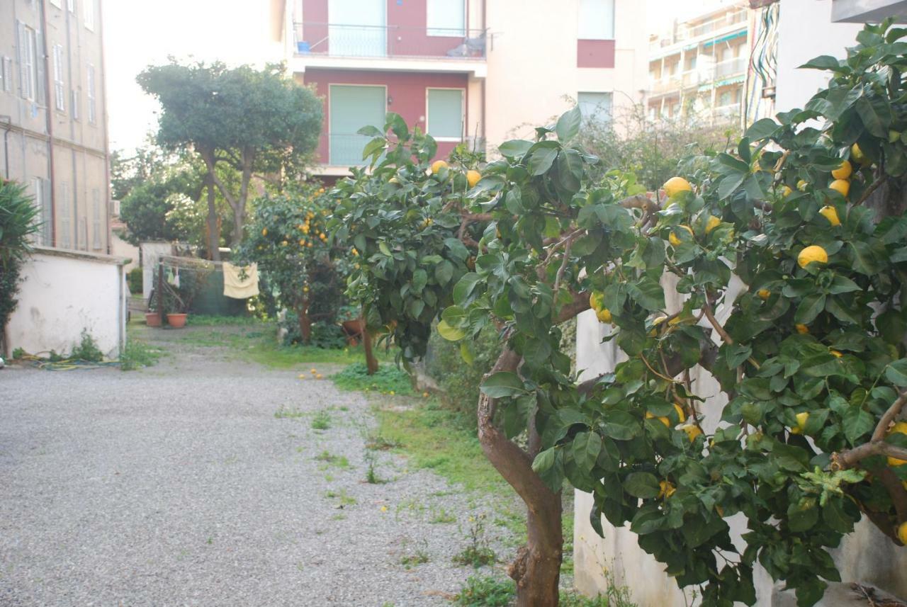 Apartamento Tinetto Brezza Di Mare Deiva Marina Exterior foto